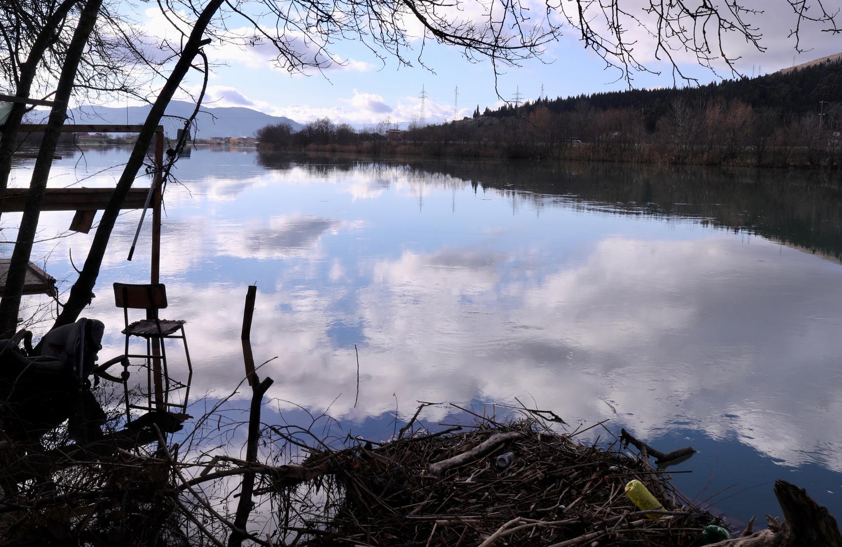 Najhladnija rijeka na svijetu je Neretva koja teče kroz Bosnu i Hercegovinu i Hrvatsku, naveo je portal WorldAtlas te pojasnio kako je riječ o rijeci koja se ulijeva u Jadransko more. 