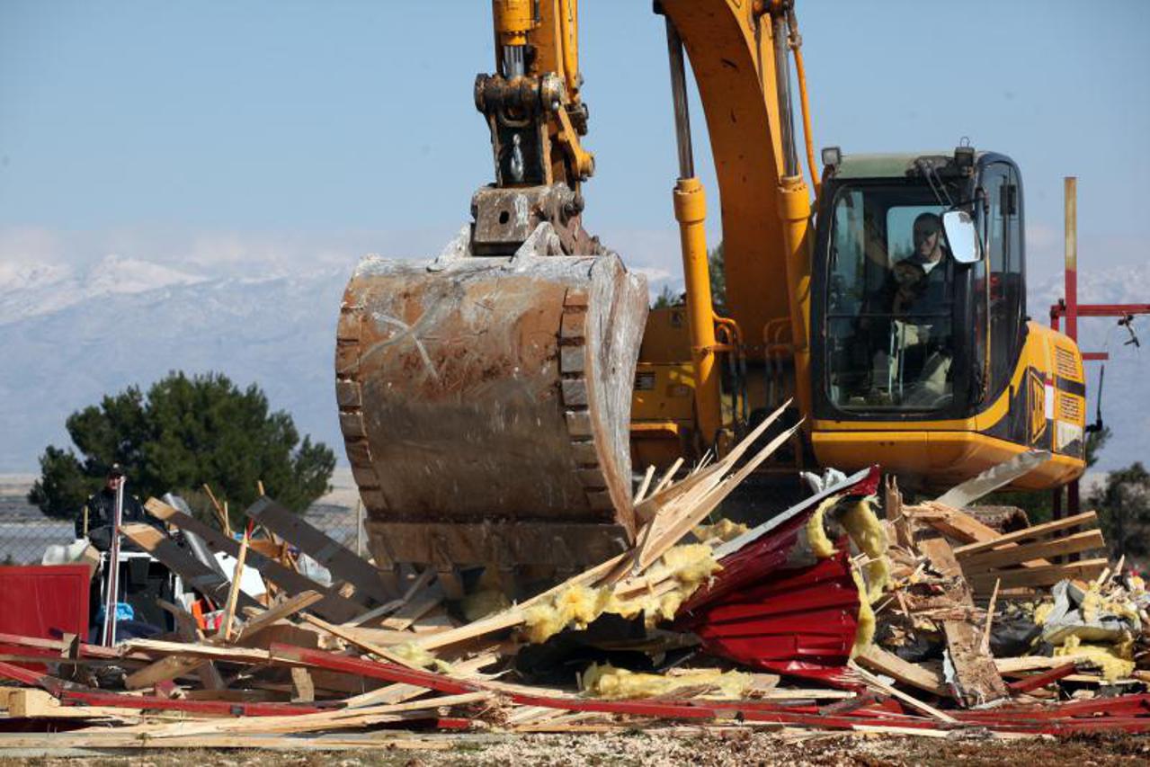 Rušenje Vir, portal (1)