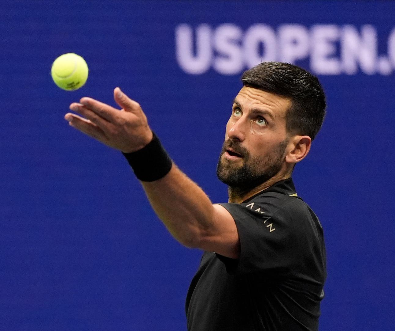 Popularni Nole medijske stupce puni svojim izvedbama na terenu, ali i svime što se događa izvan njega. Ponekad se čini kao da se prati svaki njegov korak