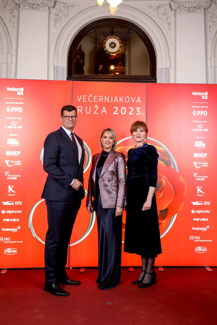 Sabina Tandara Knezović s kolegama