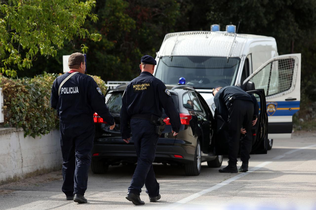 Brodarica: Nastavak očevida u kući gdje su mrtve pronašli supružnike Keranović