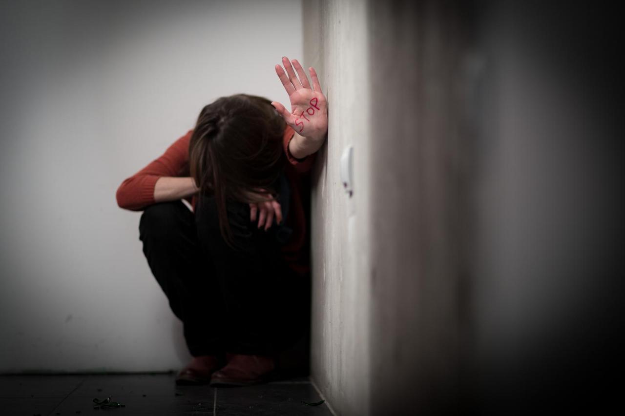 Ilustracija zlostavljanja žene