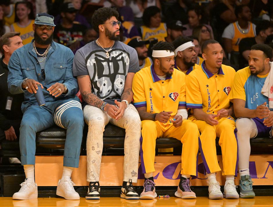 NBA: Oklahoma City Thunder at Los Angeles Lakers