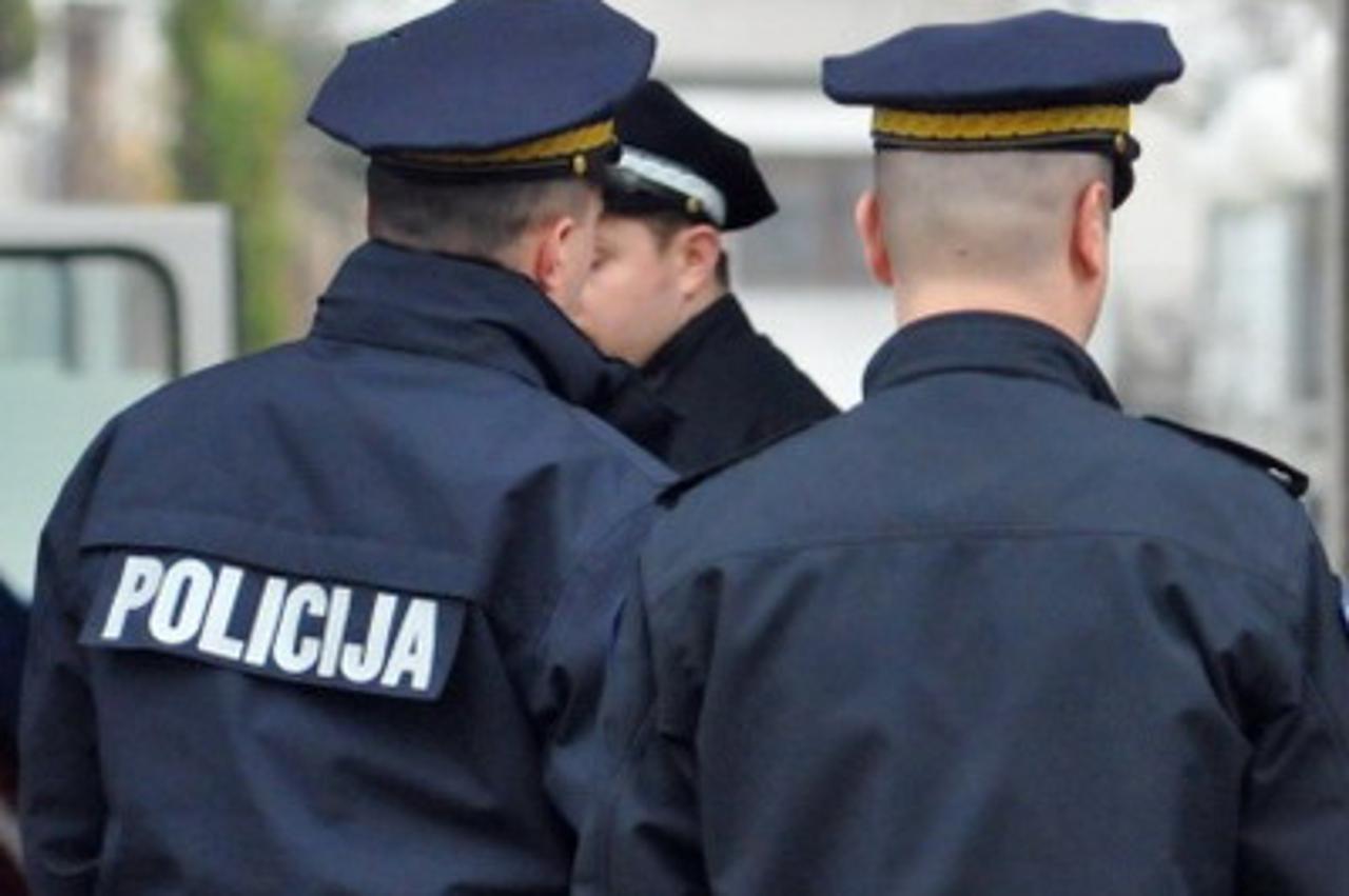 'policija4'