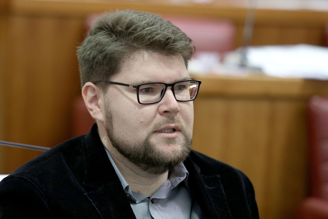 Peđa Grbin
