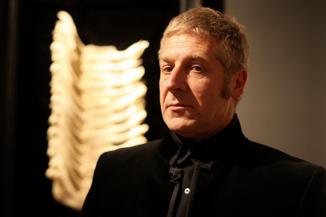 Milan Kučan došao na otvorenje izložbe D. Stošića u Modernoj galeriji