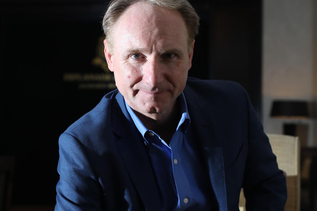Dan Brown