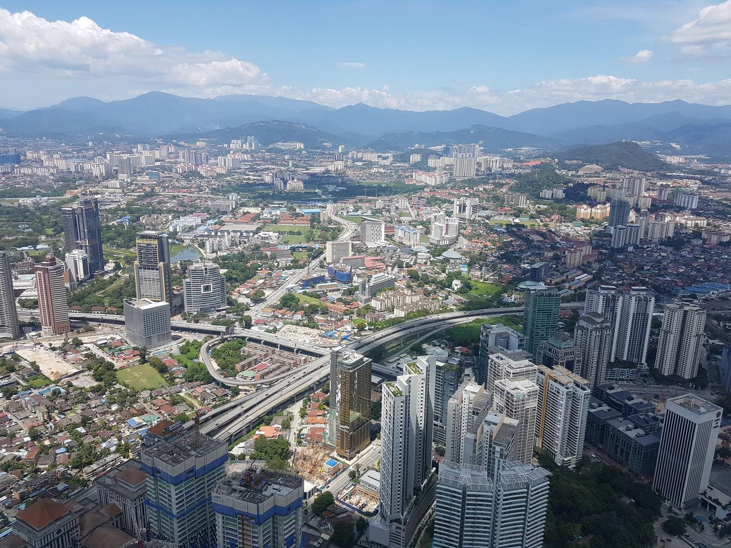 Malezija - Malezija je zemlja s niskim stopama nasilnog kriminala, a učinkoviti zakoni i stabilnost doprinose visokom stupnju sigurnosti.