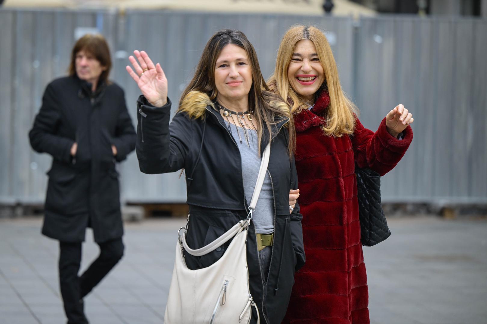 Nasmijana je bila i naša poznata glumica Dunja Sepćić. 