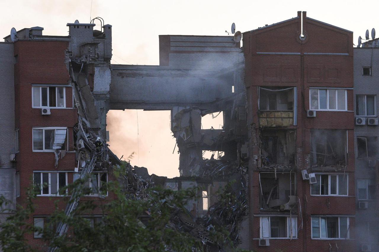 Aftermath of a Russian missile strike in Dnipro