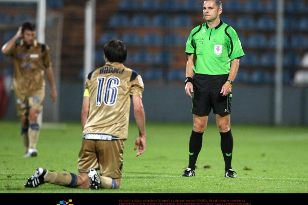 '07.08.2010., Varazdin - Nogometna utakmica 3. kola 1. HNL izmedju NK Varazdin i NK Dinamo. Sudac. Photo: Petar Glebov/PIXSELL'