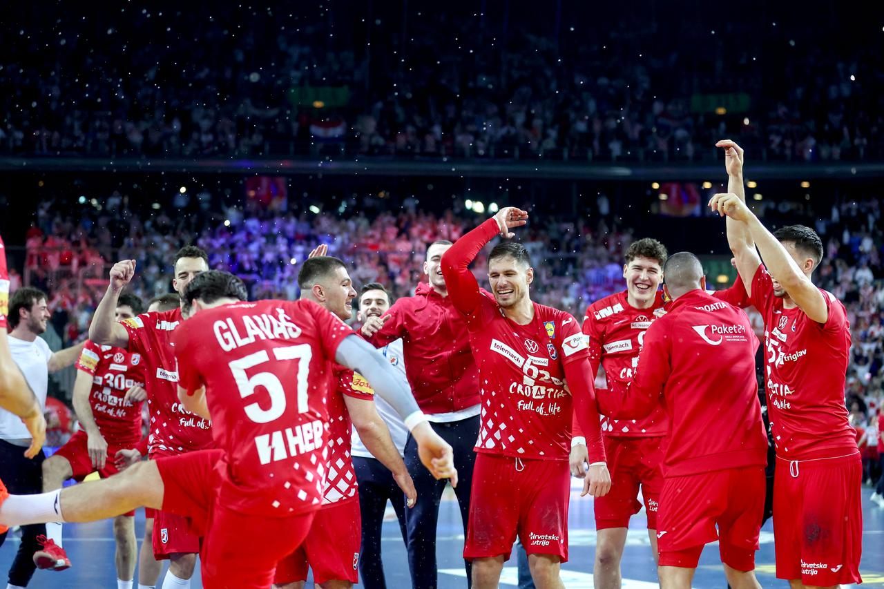 Zagreb: Navijači na susretu Francuske i Hrvatske na IHF Svjetskom rukometnom prvenstvu 2025.