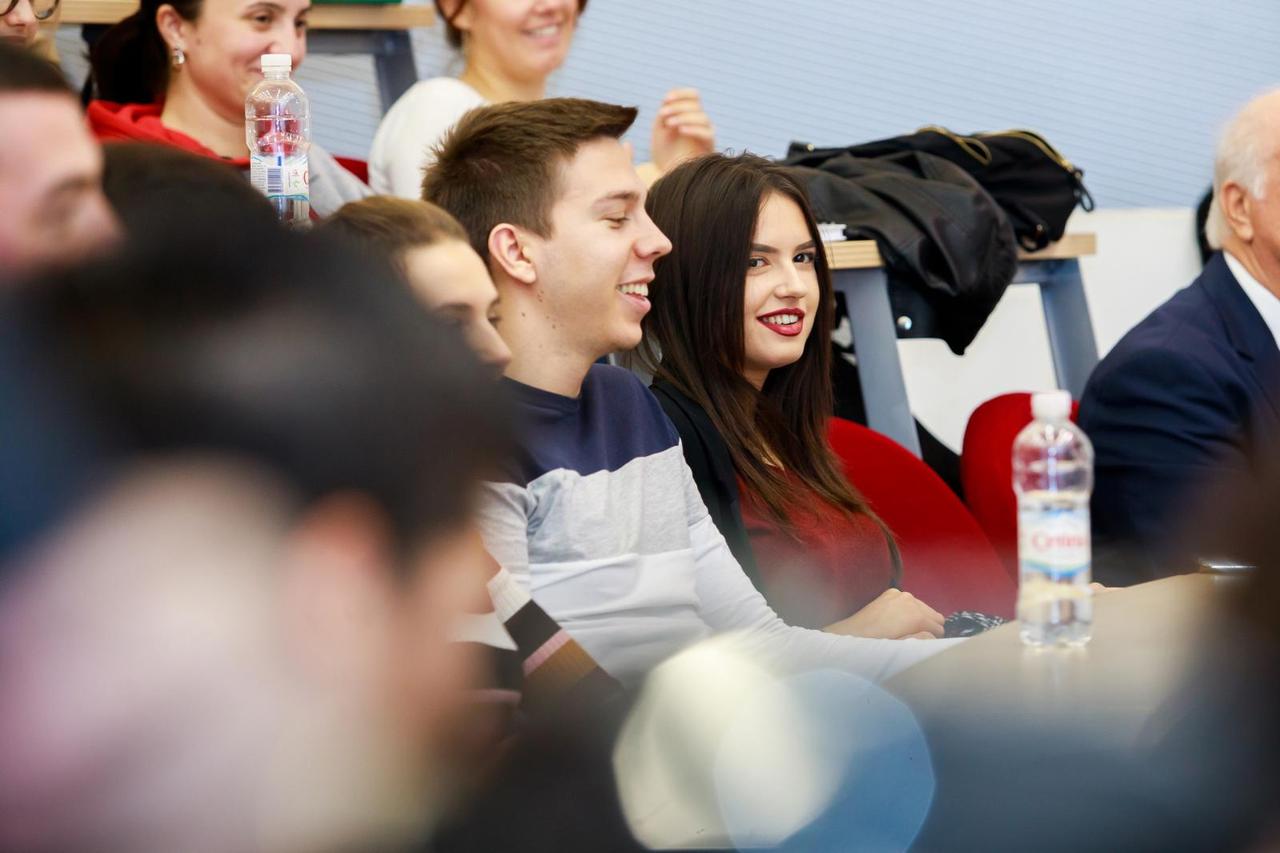 Predavanje o financijskoj pismenosti RaiffeisenFutureBoost