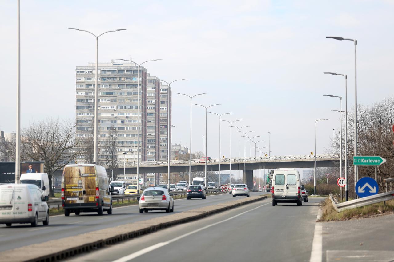 Zagreb: Na prometnoj petlji koja spaja Slavonsku i Drži?evu nastala su ošte?enja