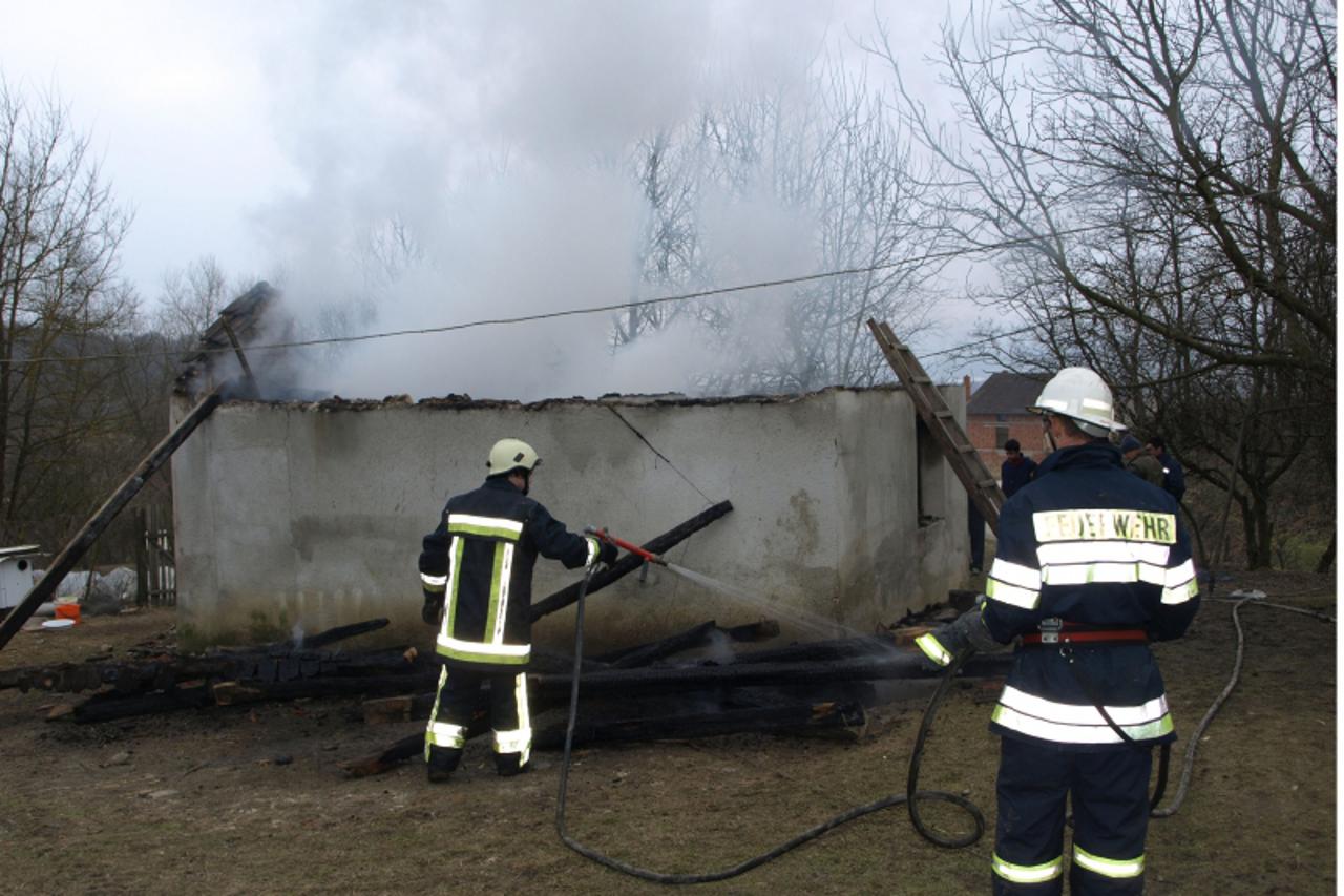 'Jaguplije-01.02.2011. Vatrogasci DVD Brestovac Photo: Dusko Mirkovic/PIXSELL'