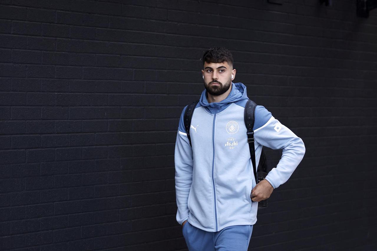 Premier League - Burnley v Manchester City