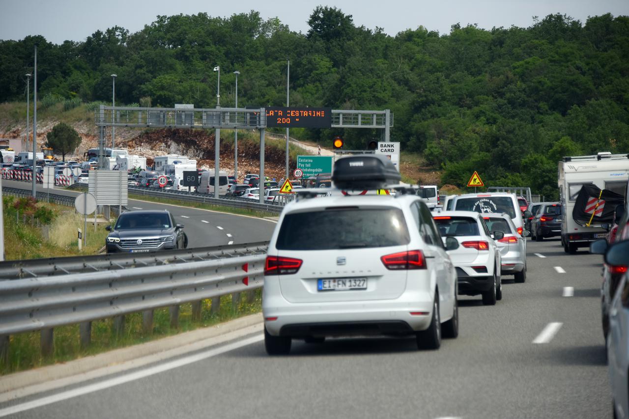Buje: Gužva na istarskom ipsilonu