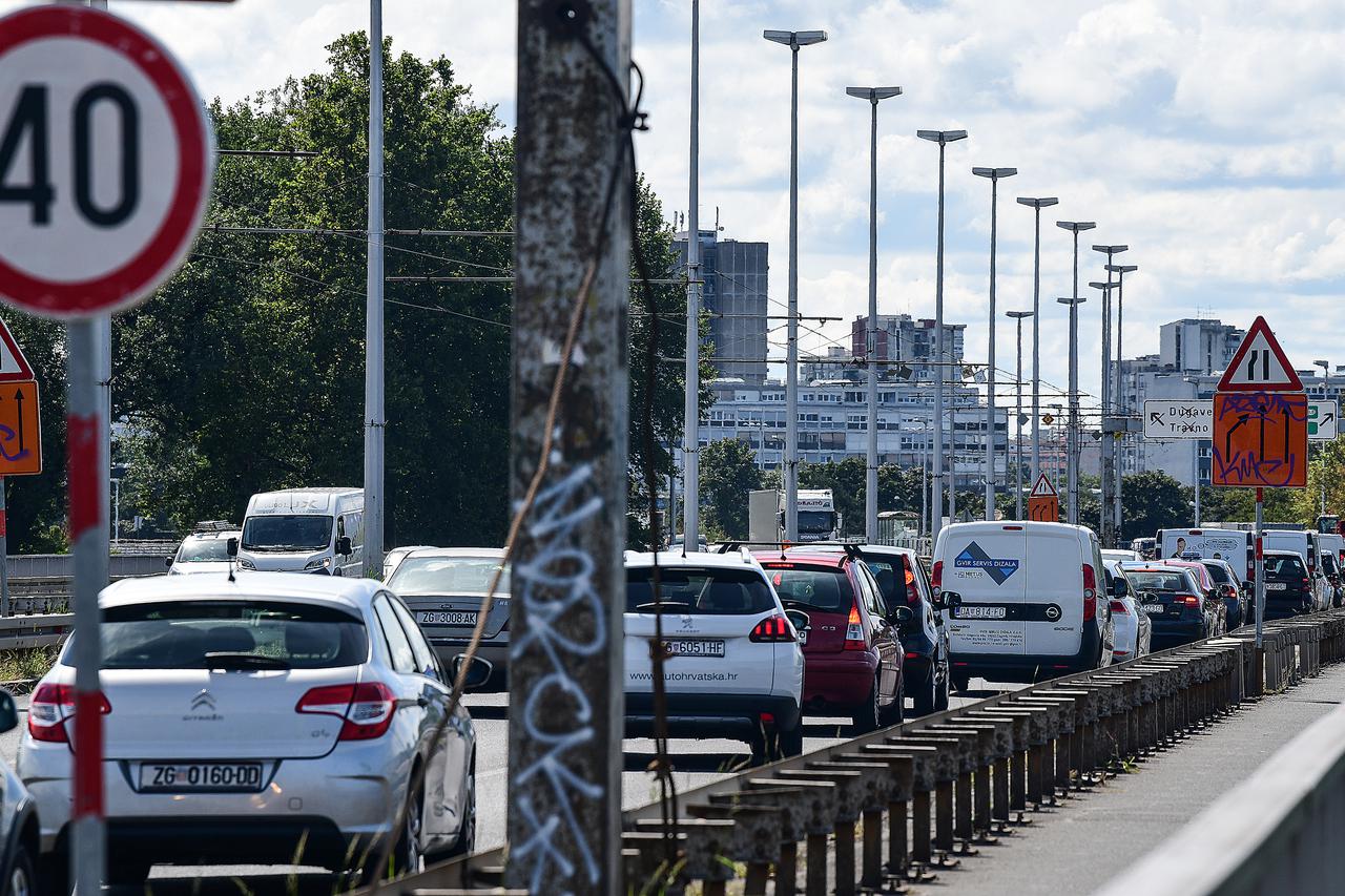 Zagreb: Zbog radova na mostu Mladosti stvaraju se velike prometne gužve