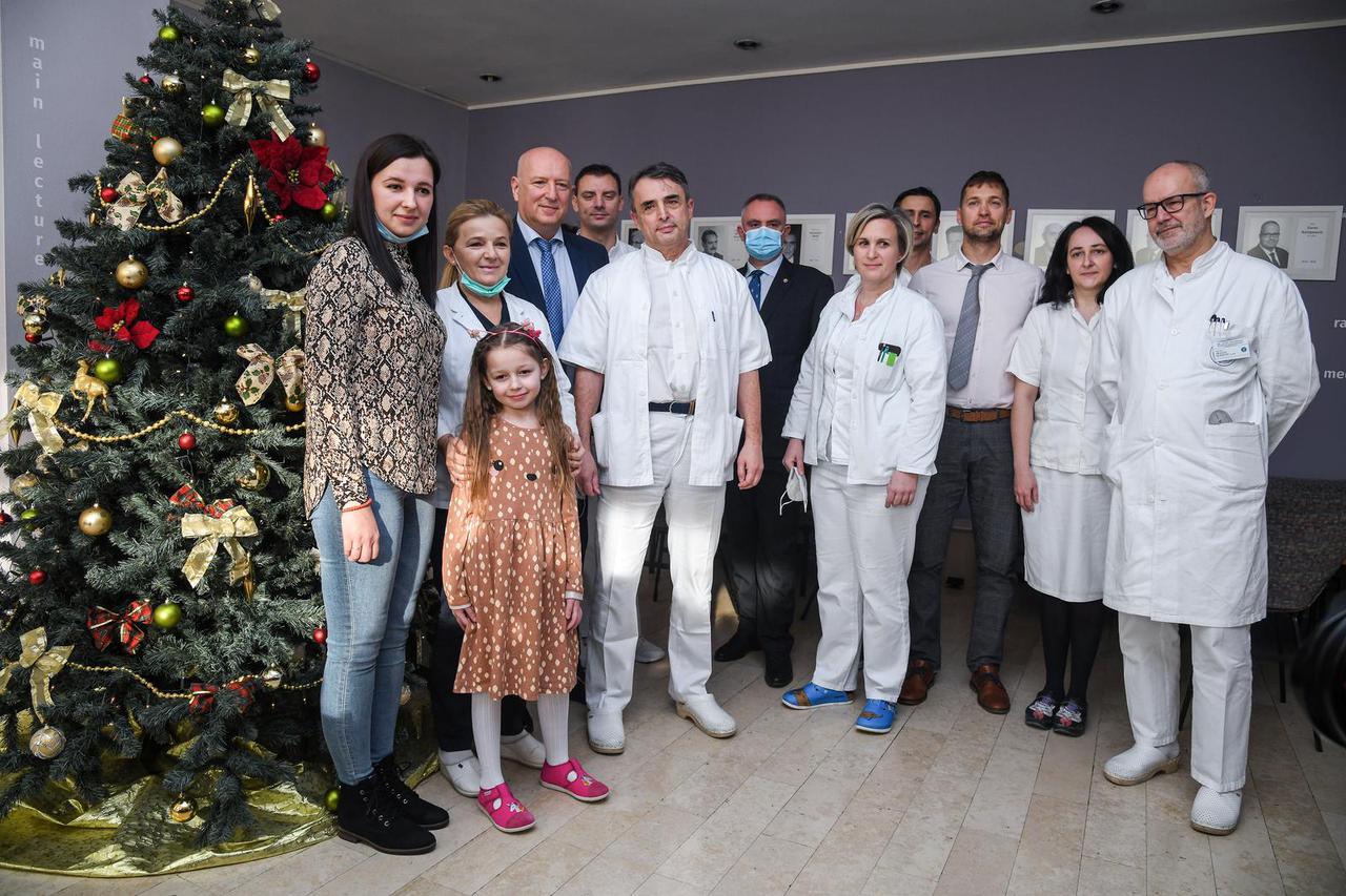 Zagreb: Djevojčica Anđela koja je imala minimalne šanse za preživjeti, danas ide kući