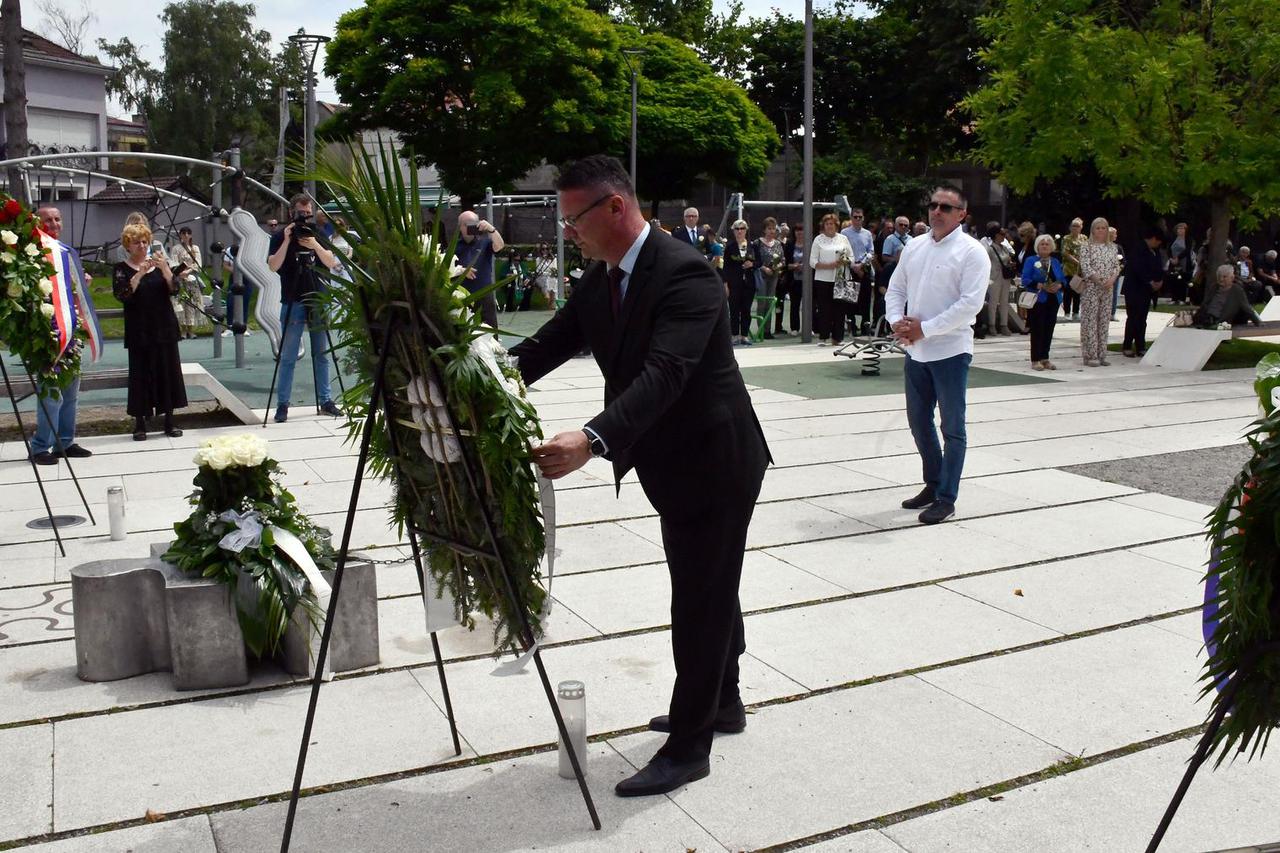 Slavonski Brod: 21. Susret sje​ćanja na poginulu djecu u Domovinskom ratu "Mali kri​ž​ - velika ​ž​rtva"​