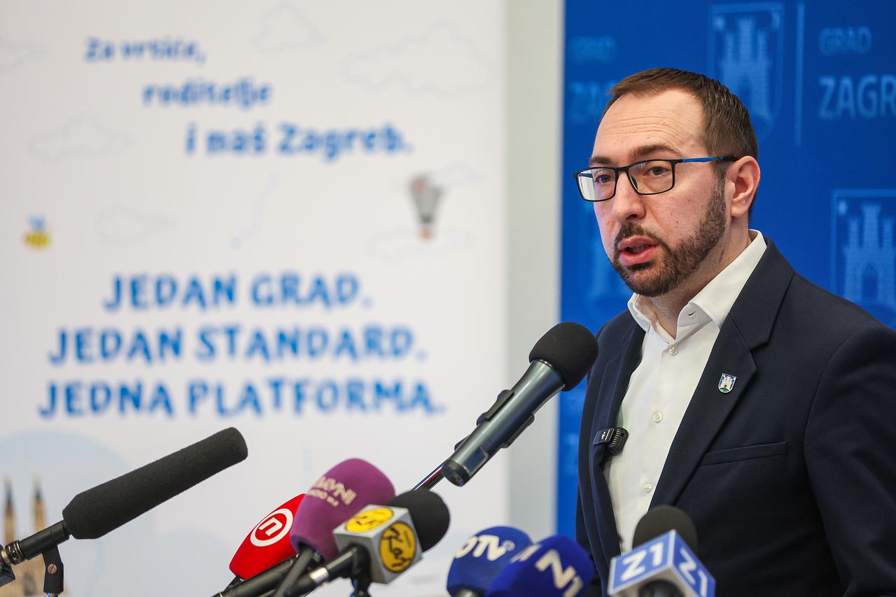 Tomaševi? predstavio novu centralnu gradsku stranicu dje?jih vrti?a Grada Zagreba