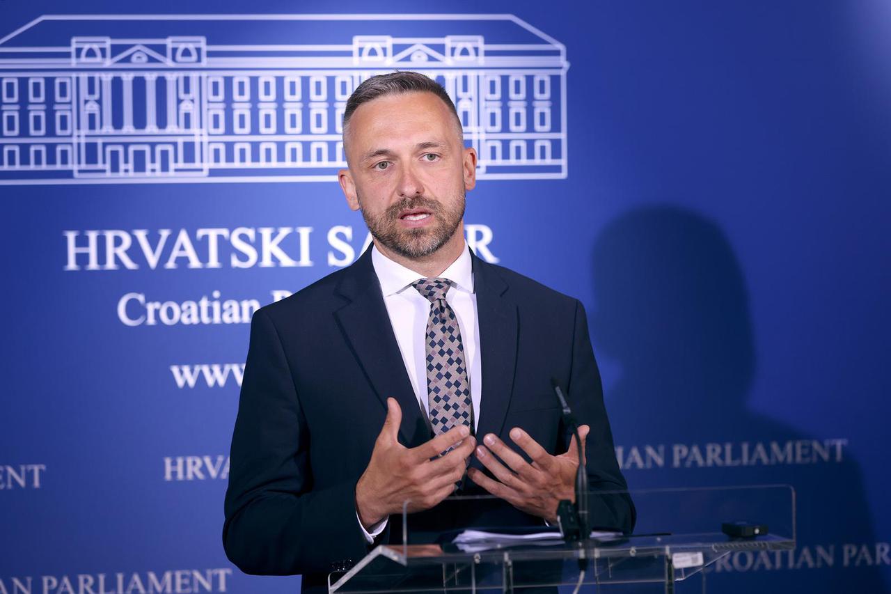 Zagreb: Marin Piletić o mirovinskoj reformi