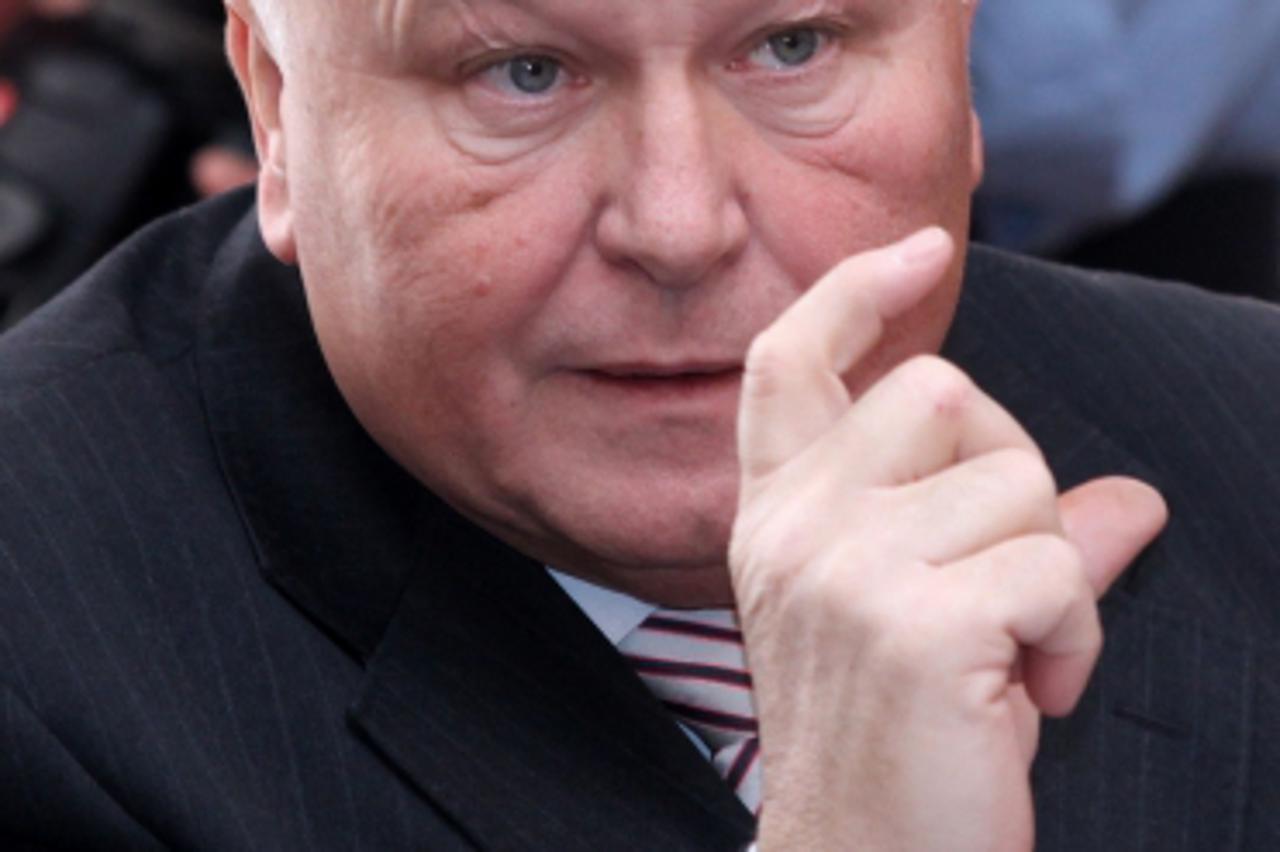 '13.02.2012., Zagreb - U Banskim dvorima odrzana je danas 8.sjednica Vlade RH na kojoj je, uz ostalo, raspravljano i o prijedlogu proracuna za 2012. godinu  Photo: Patrik Macek/Pixsell'