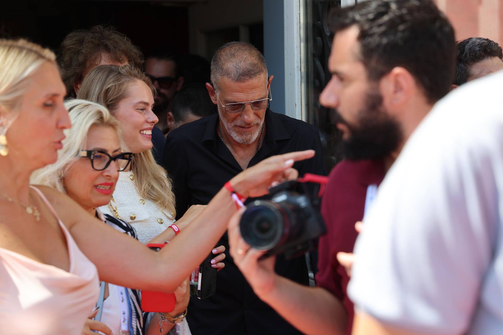 Slaven Bilić inače ima petero djece. Alani i Leo njegovi su potomci iz prvog braka s Andrijanom, dok iz veze s Ivanom Đeldum ima još tri kćeri. 