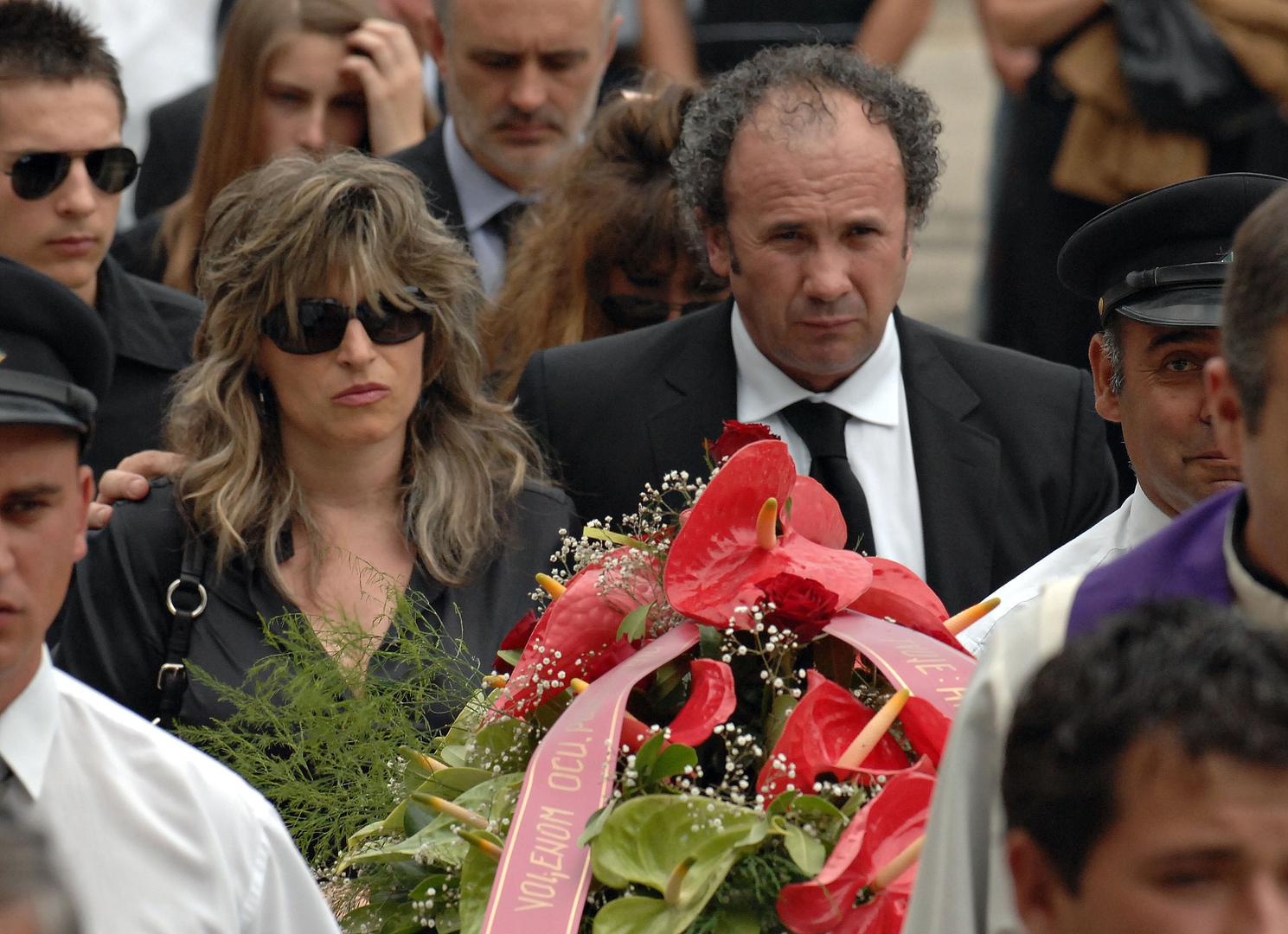 Bivši gradonačelnik Splita i poduzetnik Željko Kerum nakon 24 godine ljubavi odlučio se rastati od supruge Ankice s kojim ima kći Nevu i sina Joška. 