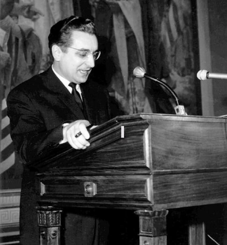 Franjo Tuđman govori u Institutu za historiju radničkog pokreta Hrvatske.