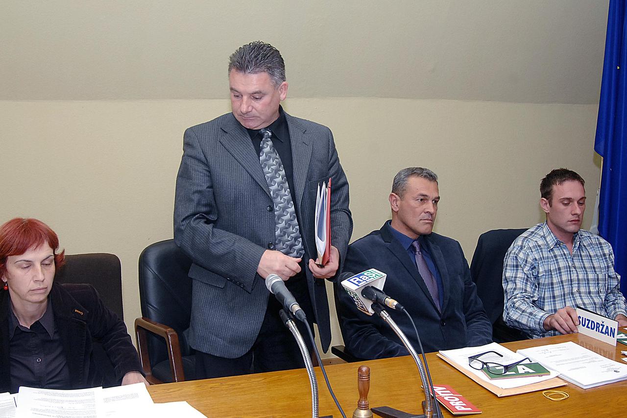 Zdenko Koren smijenjen s funkcije predsjednika Gradskog vijeća Siska