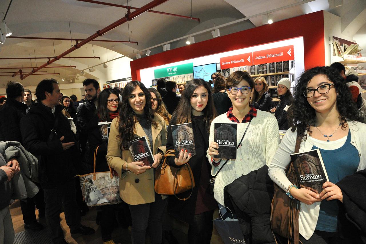 Veliki lanac kao što je Feltrinelli izdavaču plaća 50%  cijene na koricama, male knjižare su povoljnije