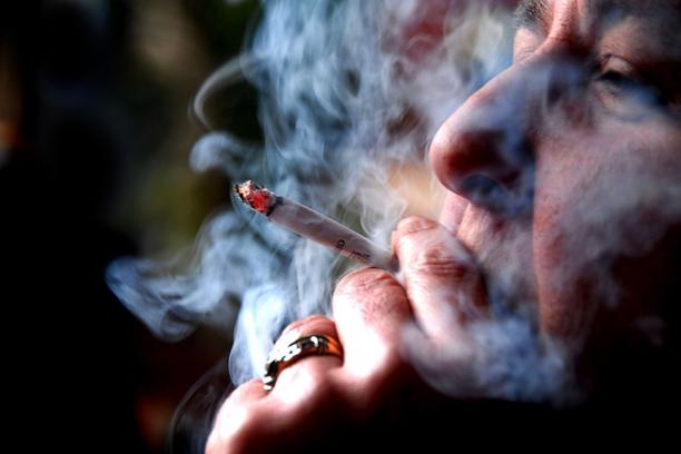 Prema Međunarodnoj agenciji za istraživanje raka (IARC), ta bolest kod osoba koje nikada nisu pušile sada je peti najčešći uzrok smrti od raka u svijetu