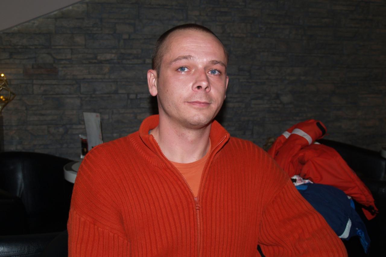 marko dujmović        \'