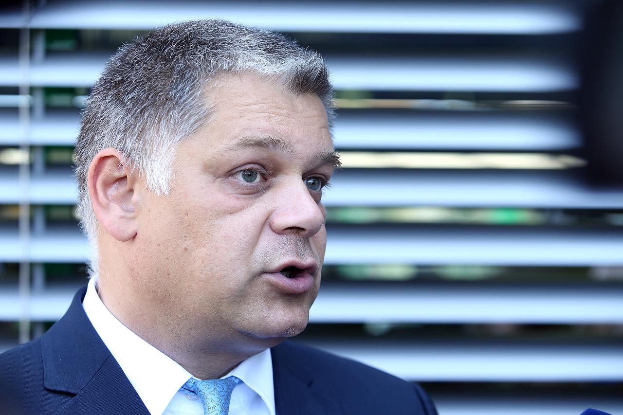 Sam izborni pobjednik neće bitno utjecati na naše poslovanje. Nama je spornije ako dođe do nekog ograničenja prometa oružjem – kaže Željko Pavlin, izvršni direktor HS Produkta