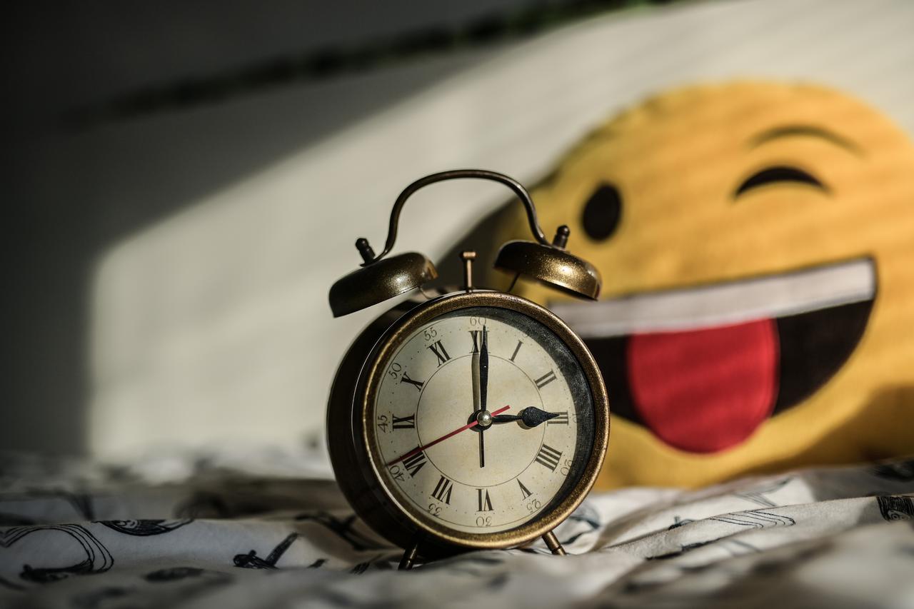 Sutra prelazimo na zimsko računanje vremena, ne zaboravite pomaknuti kazaljke jedan sat unazad