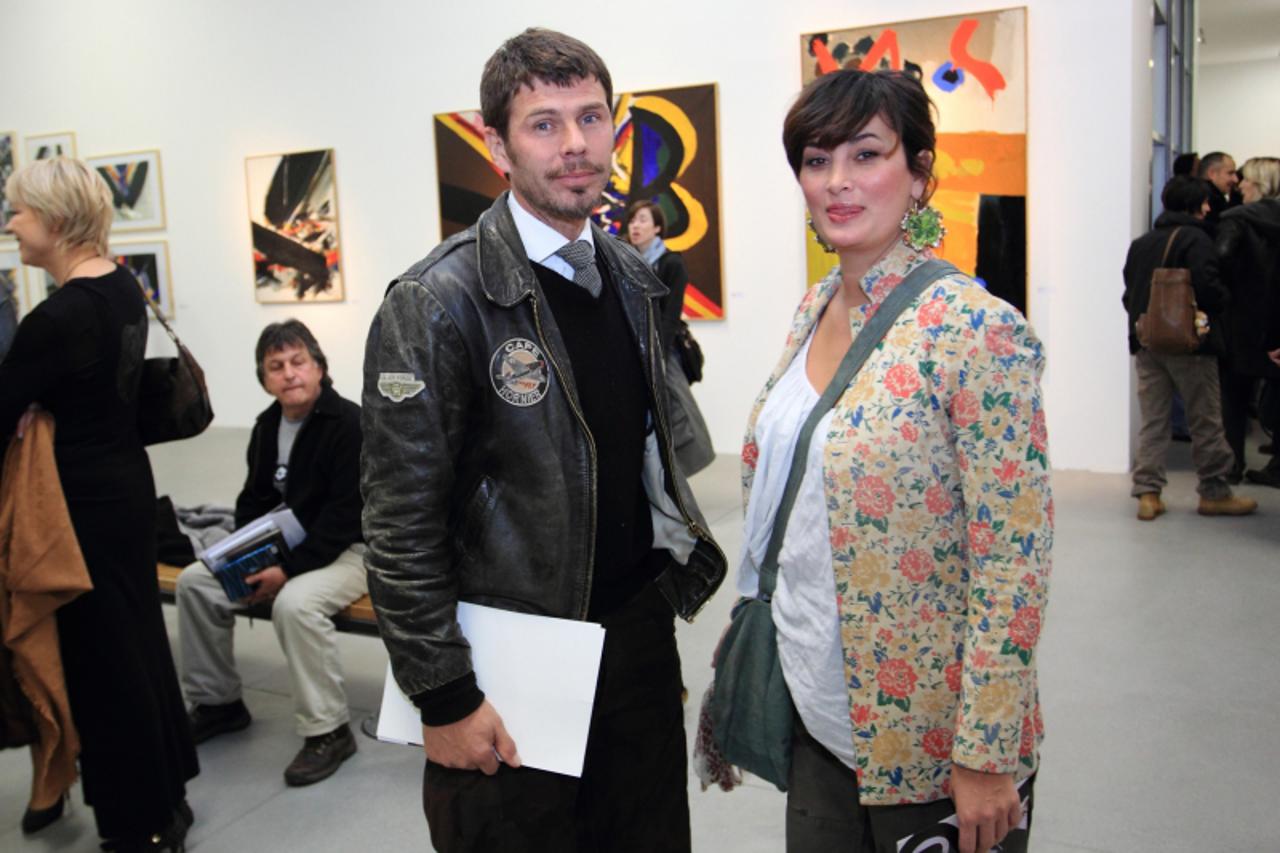 \'04.12.2010.MSU , Zagreb -   Otvaranje izlozbe Ede Murtica u MSU. Leonarda i Zvonimir Boban Photo: Zeljko Lukunic/PIXSELL\'