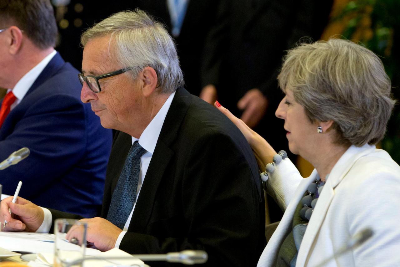 Jean-Claude Juncker i Theresa May
