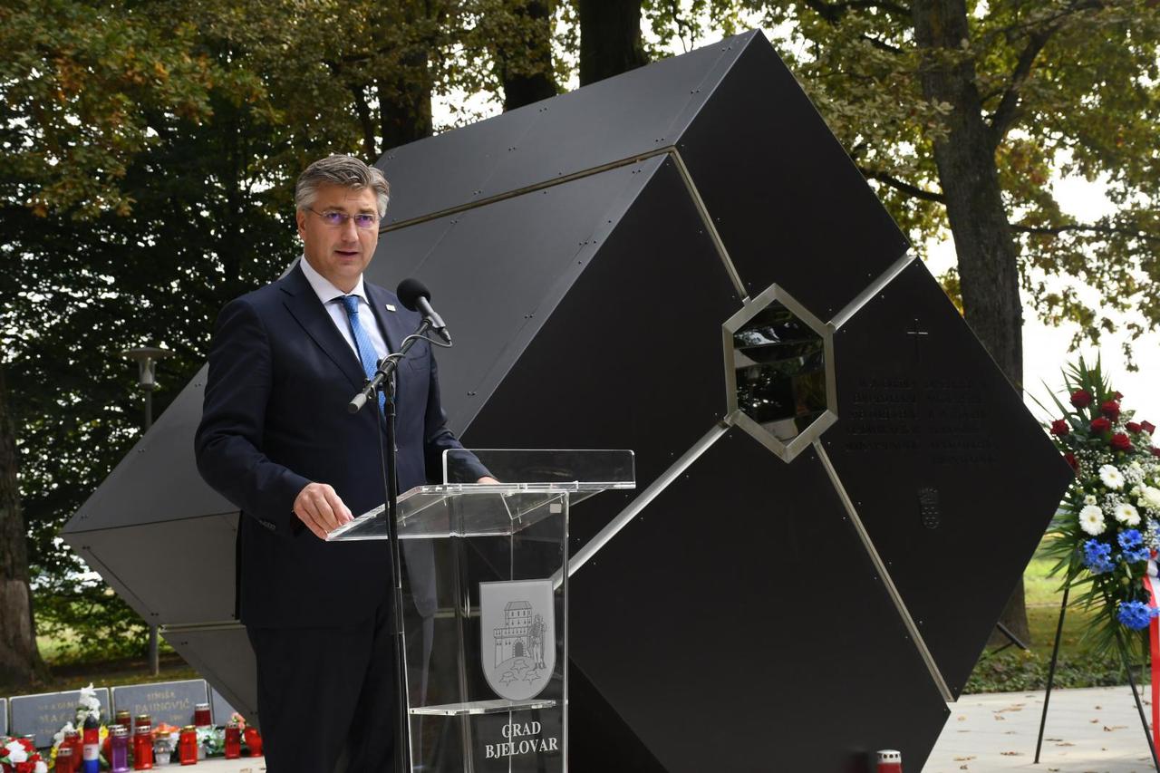 Bjelovar: Andrej Plenković sudjelovao na obilježavanju Dana branitelja na Barutani