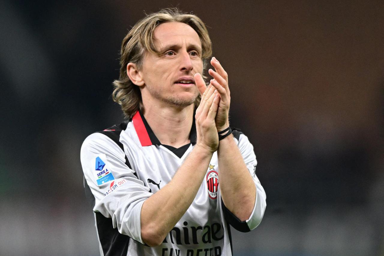 Serie A - AC Milan v Torino