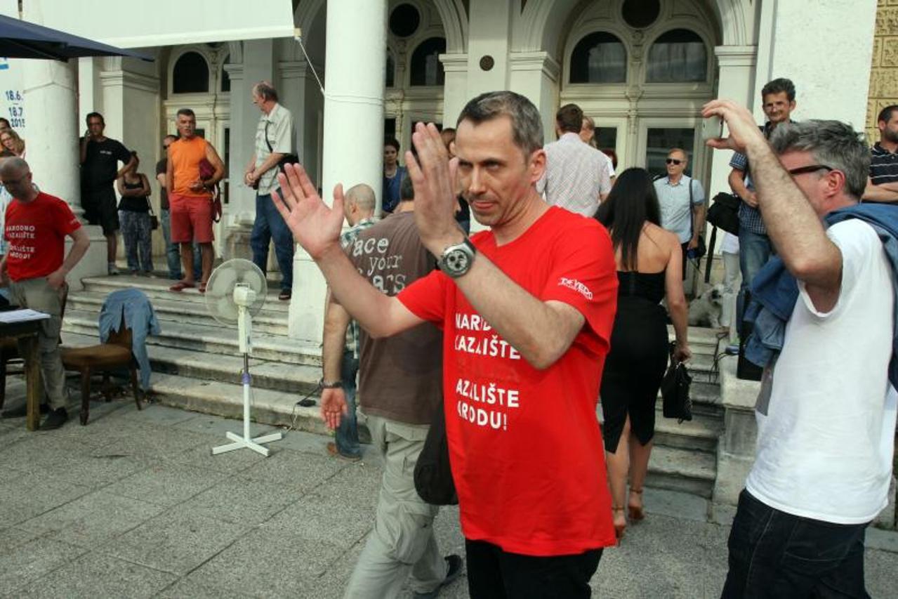 oliver frljić