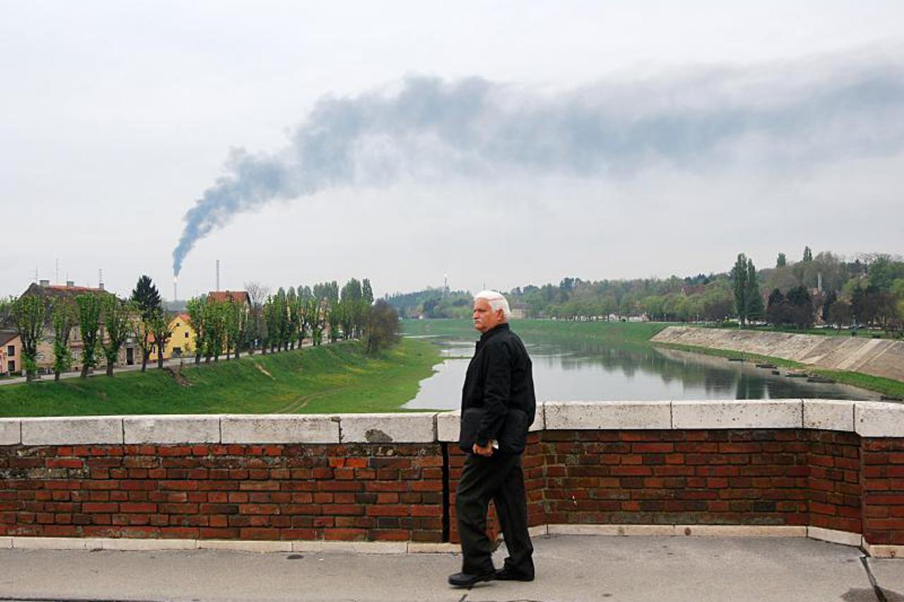 dim, rafinerija Sisak (1)