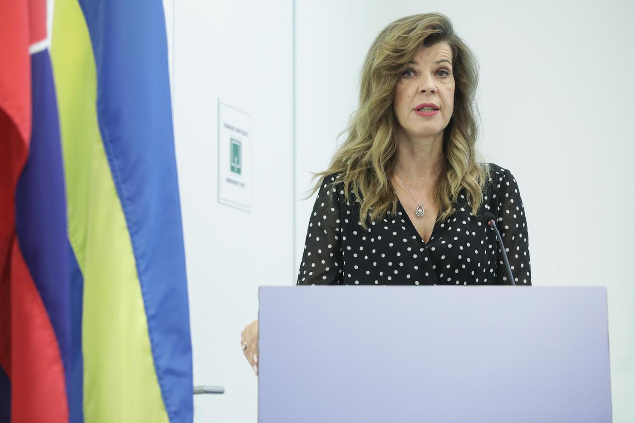 Zagreb: Biljana Borzan na konferenciji govorila o kupovini i konzumaciji prehrambenih proizvoda