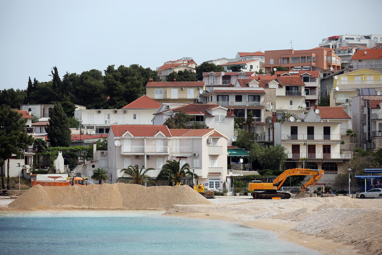 Primošten se priprema za turističku sezonu nakon popuštanja mjera zaštite od Covida-19