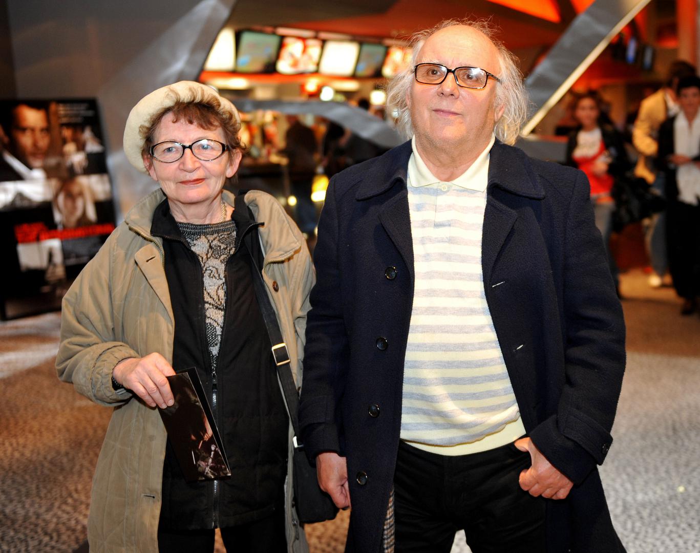 30.03.2009, Zagreb, Hrvatska - Premijera filma Metastaze u Avenue Mallu. Franjo Jurcec sa suprugomrPhoto:Marko Lukunic/Vecernji list