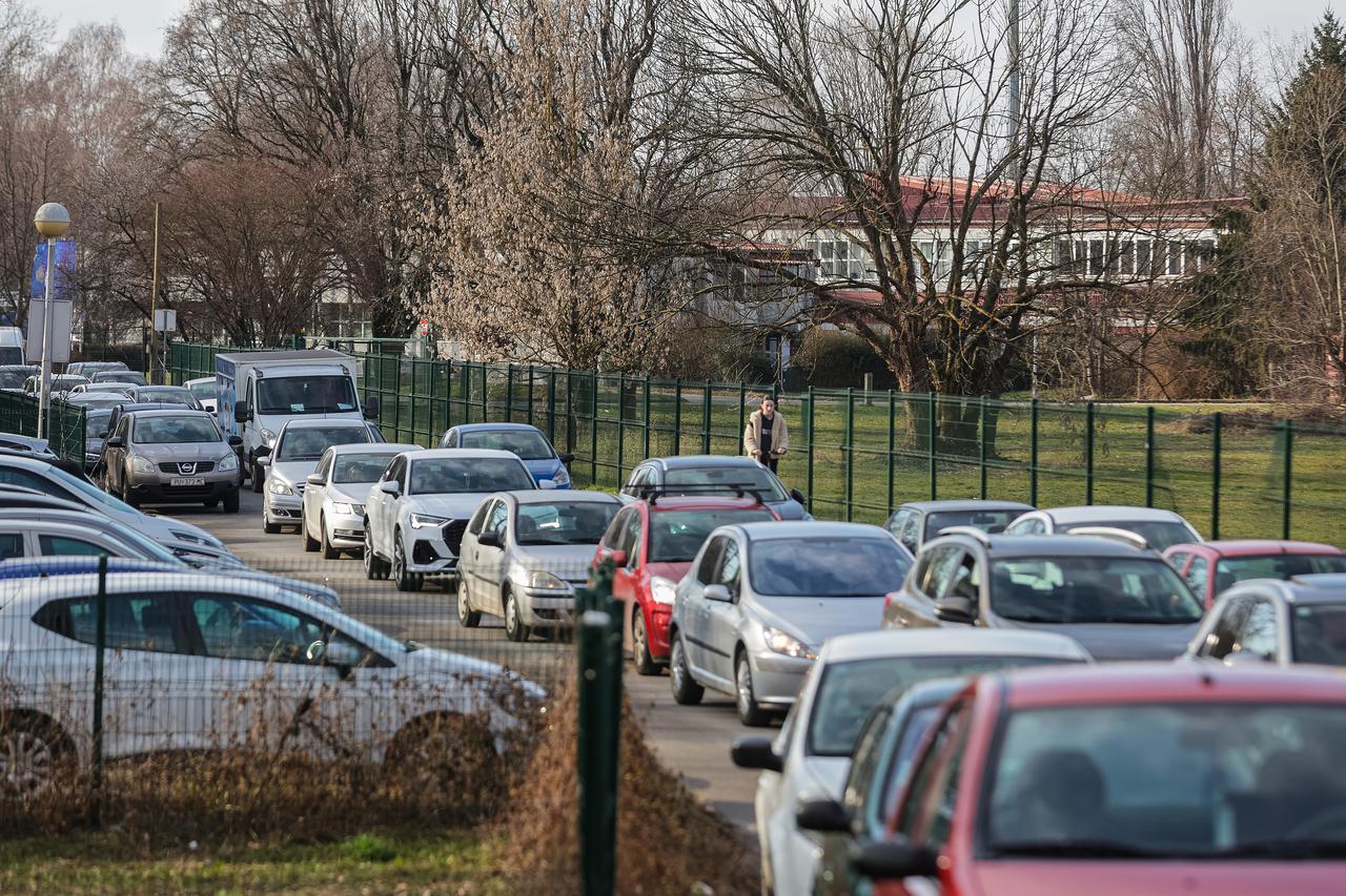 Prometni kolaps u Zagrebu zbog radova na Jadranskom mostu