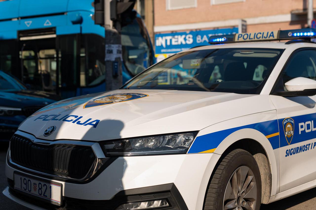 Zagreb: Prometni zastoj zbog sudara dvaju automobila u Ozaljskoj