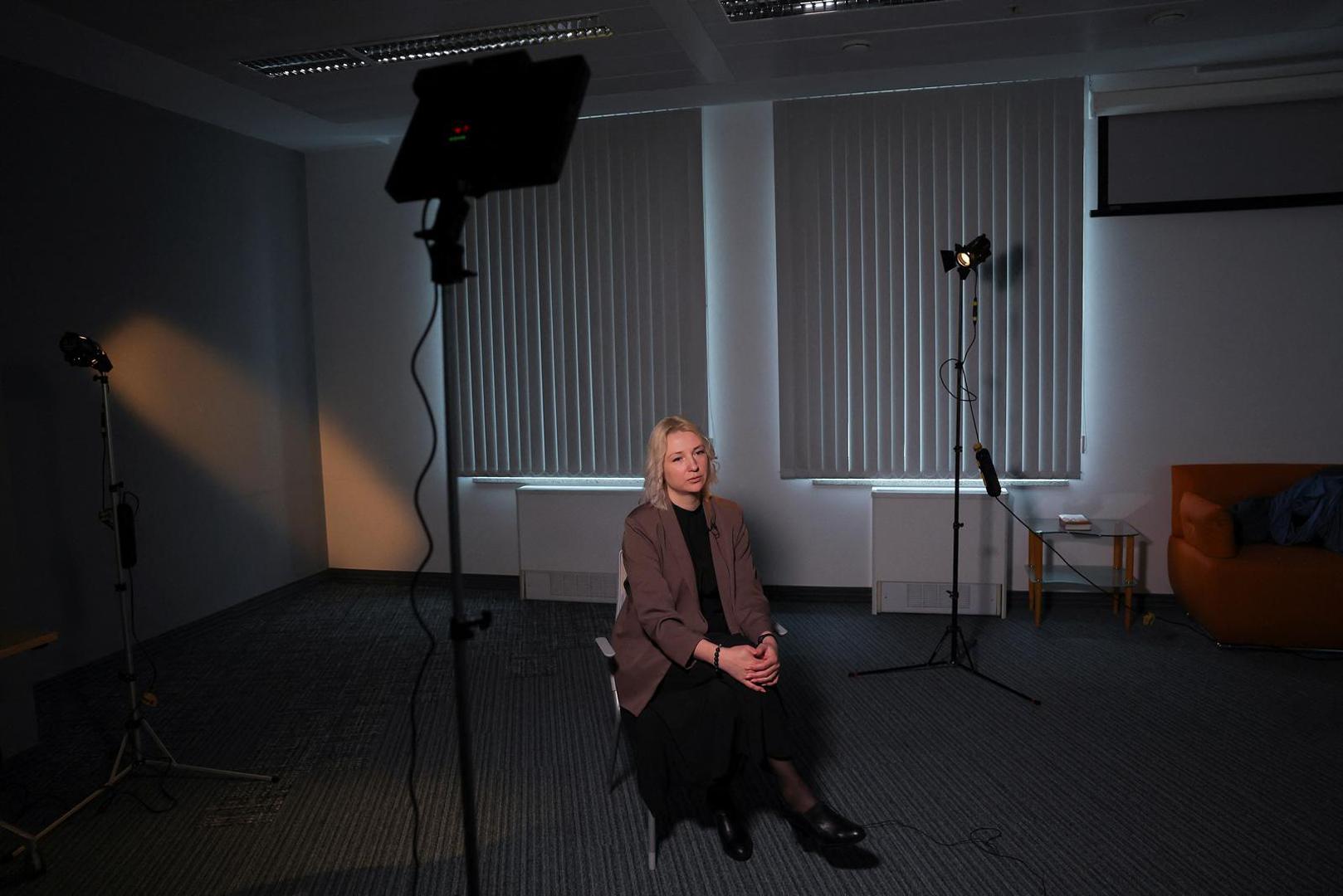 Yekaterina Duntsova, a former regional journalist who wants to run for Russian president in the March 2024 election, speaks during an interview with Reuters in Moscow, Russia, November 25, 2023. REUTERS/Evgenia Novozhenina Photo: EVGENIA NOVOZHENINA/REUTERS