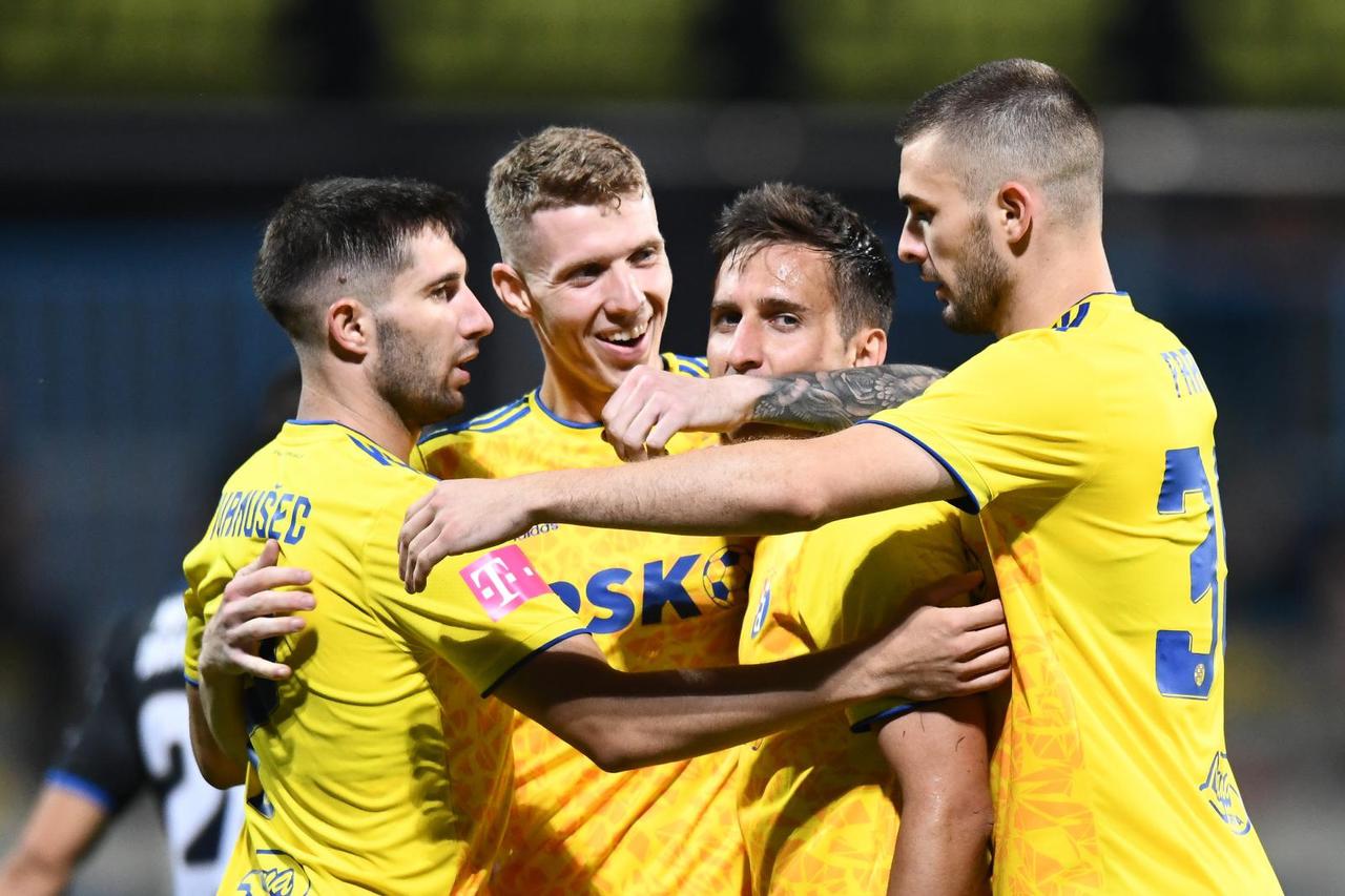 Dinamo i Hrvatski dragovoljac sastali se u 2.kolu 1.HNL