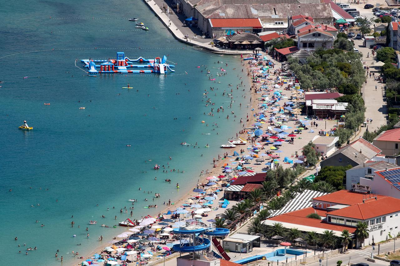 Pogled na Pag s vidikovca Dubočica